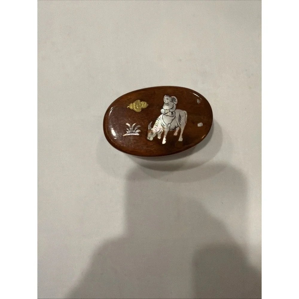 Vintage Wood Inlay Trinket Box Oval Red Velvet Interior Asian Ox Rider Small‎
